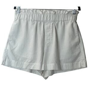 A New Day Cream High Rise Paperbag Shorts w Pockets Size M